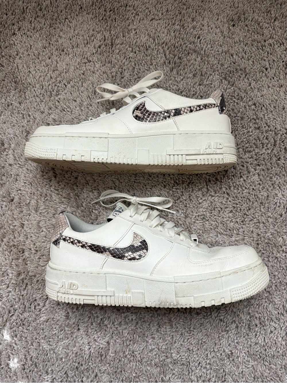 Women’s Off White Sneakers with Snake-Print Swoosh
